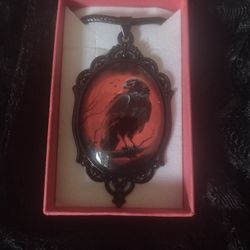 Beautiful Gothic Black Raven Cameo Pendant