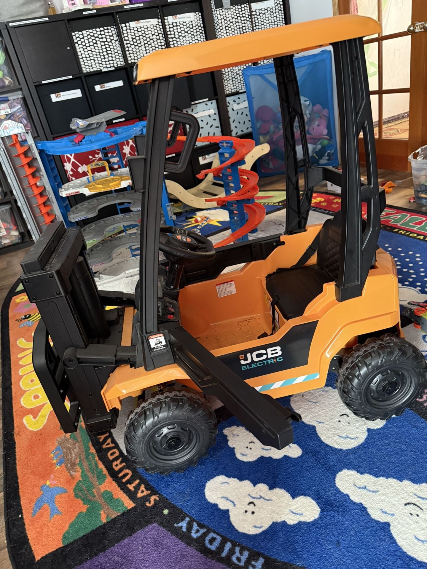 12v  JCB Forklift Power wheels 