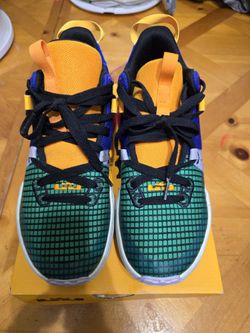 LeBron Witness  Sneakers 