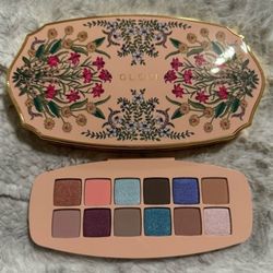 Gucci Eyeshadow Palette