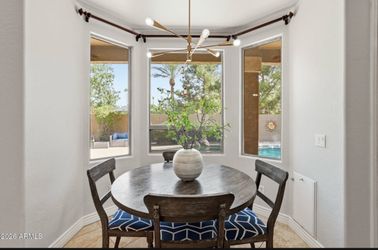 Progressive Furniture Muses 48” Round Dining Table Set (Table + 4 Chairs)