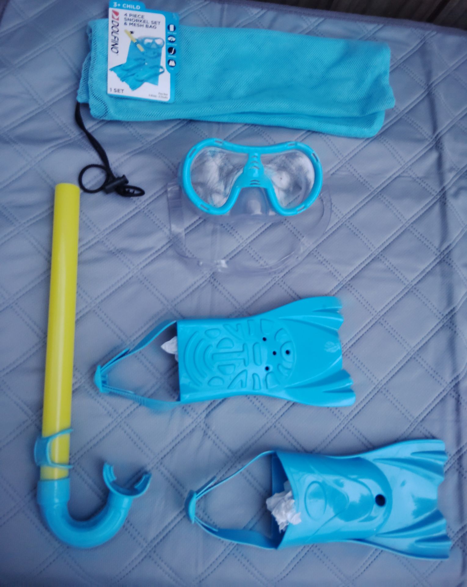 Kids snorkel set