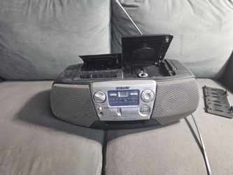 Sony boombox works - radio, cassette, and cd player