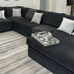 Sectional Couch With Oversized Ottoman