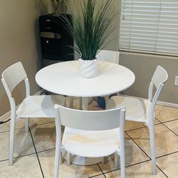 Kitchen Table 