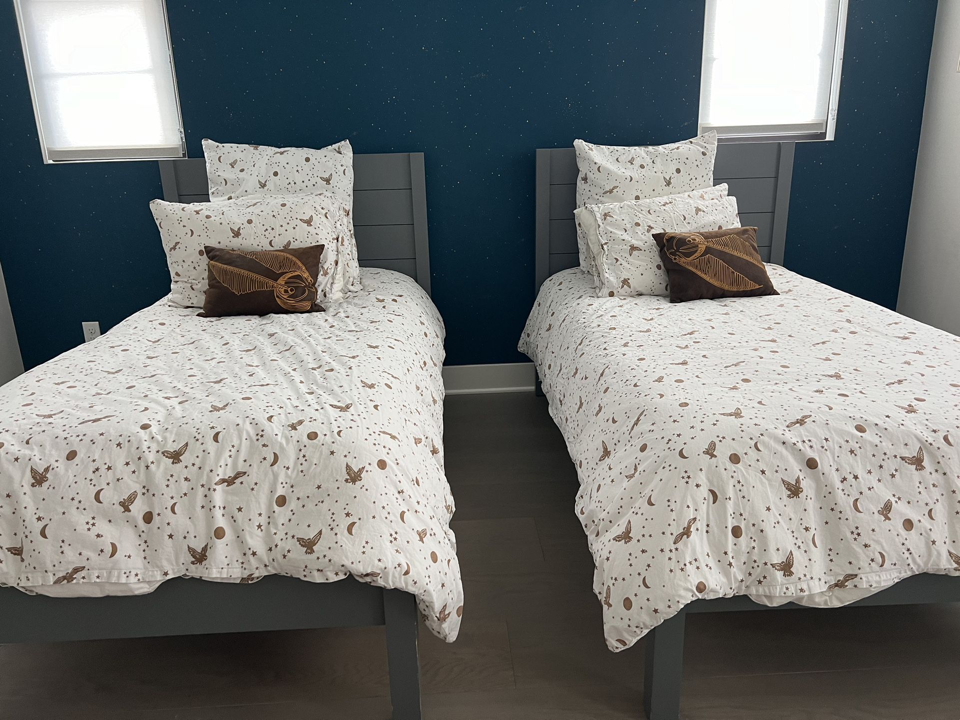 Crate & Barrel Twin Beds And Dresser 