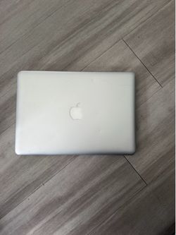 Apple MacBook Pro 13” A1278 – Works While Plugged In