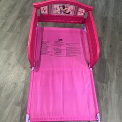 Minnie Mouse Toddler Bed 
