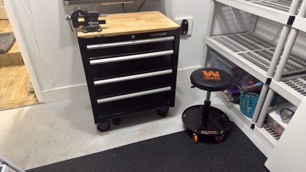 Husky work station