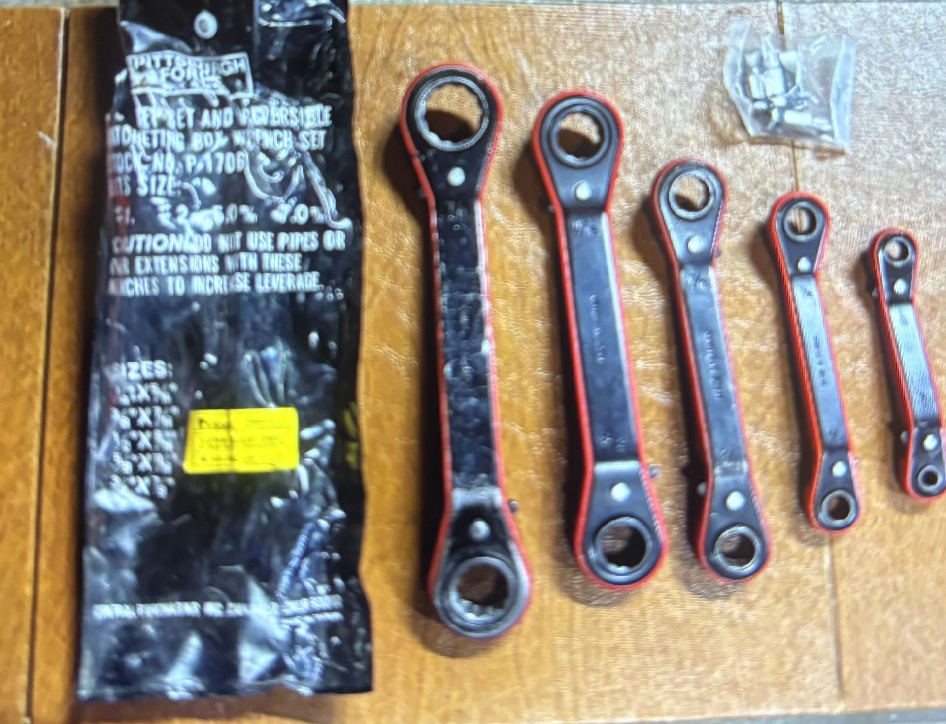 Pittsburgh Forge 5Pc. Offset Box End Reversible Ratcheting Wrench Set.