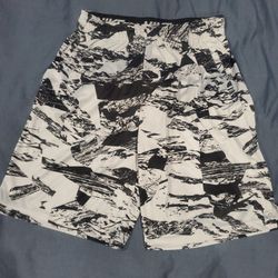 Nike Shorts Size M