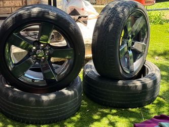 Tires and rims  245/45/R20