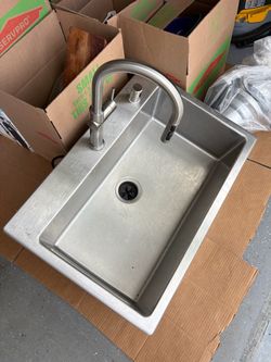 Stainless Steel Sink and Faucet with Garbage Disposal