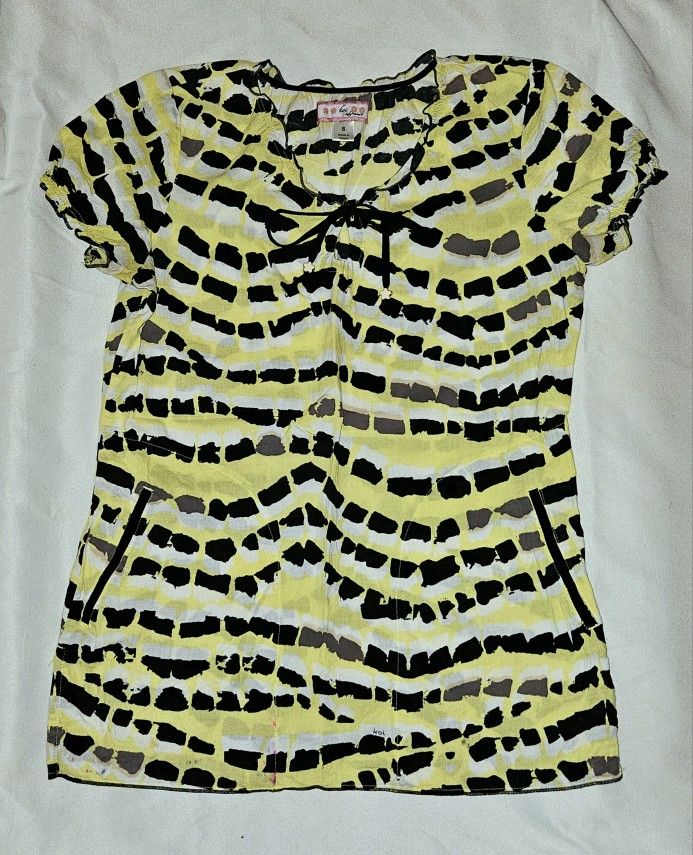Koi Bridgette Scrub Top In Yellow & Black Size Small