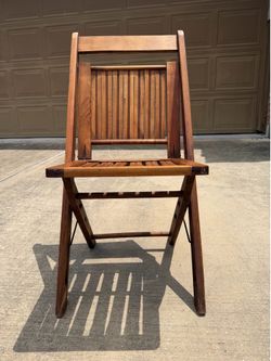 Vintage Wooden Folding Chair – Teak/Acacia Style – Sturdy & Fully Functional