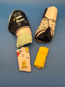 Lot of 2 baby receiving blankets