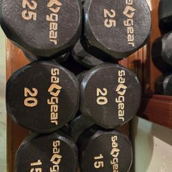 4 Sets of Dumbbells 