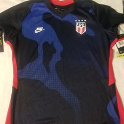 Nike Womens USA 2020 Away Jersey size L 