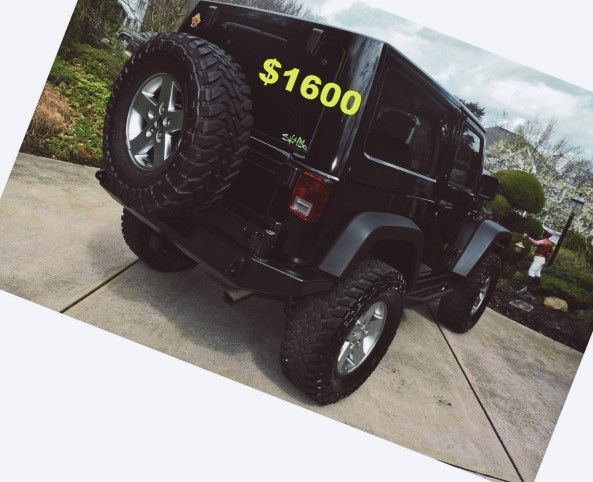 
🍻FOR SALE 2 ᴏ 1 ᴏ Jeep WrangIer🍻