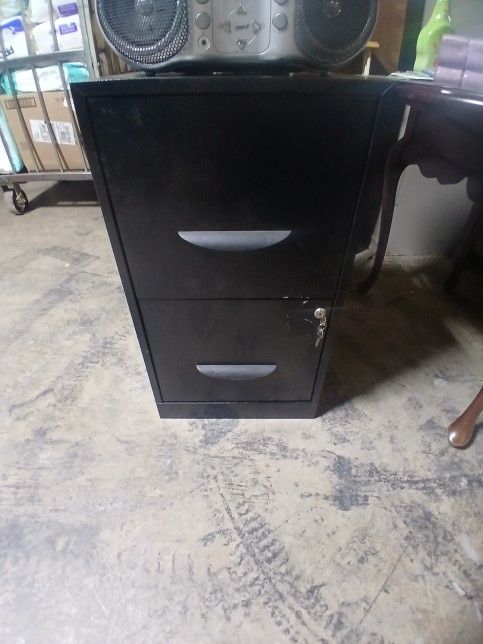 Filing Cabinet 2 Drawer With Keys
