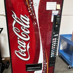 Dixie Narco Drink Vending Machine