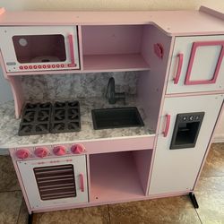 Play kitchen Melissa dough