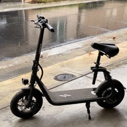Phantom GOGO Scooter