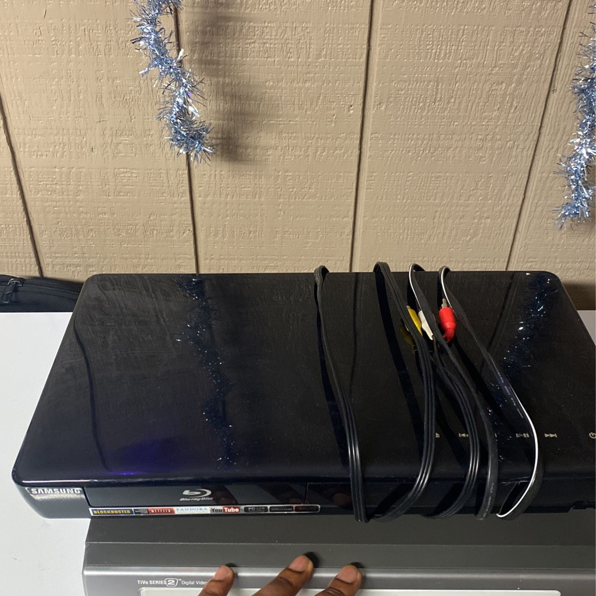 Blue Ray DVD PLAYER ( Samsung )
