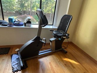 Recumbent bike