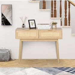 Mid-Century Modern Console Table with Drawers – Excellent Condition!