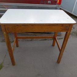 5 Mesas Pequeñas De Madera 21 Pulgadas Por 35