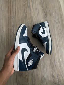 Navy Blue Jordan 1’s Size 8.5