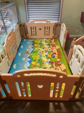 Dwingular Large Kids Castle Playpen With Mat
