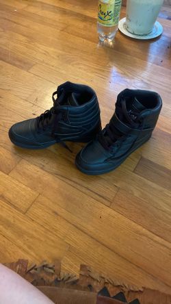 Black High Tops— Women’s Size 6.5/7