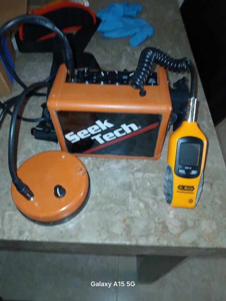 Plumbing Leak Detector
