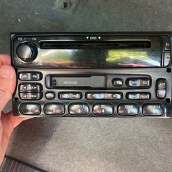 Econoline Cd Player