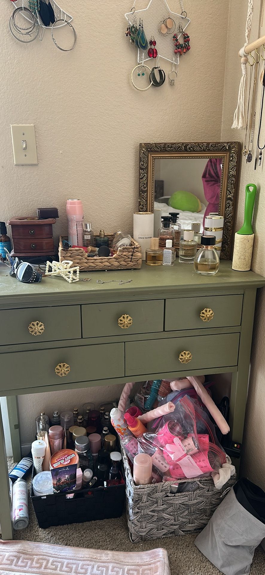 Vanity/desk