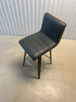 Bar chairs