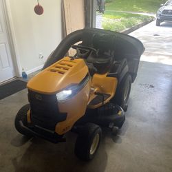 Cub Cadet XT1 GT50” Lawn Tractor with Triple Bagger