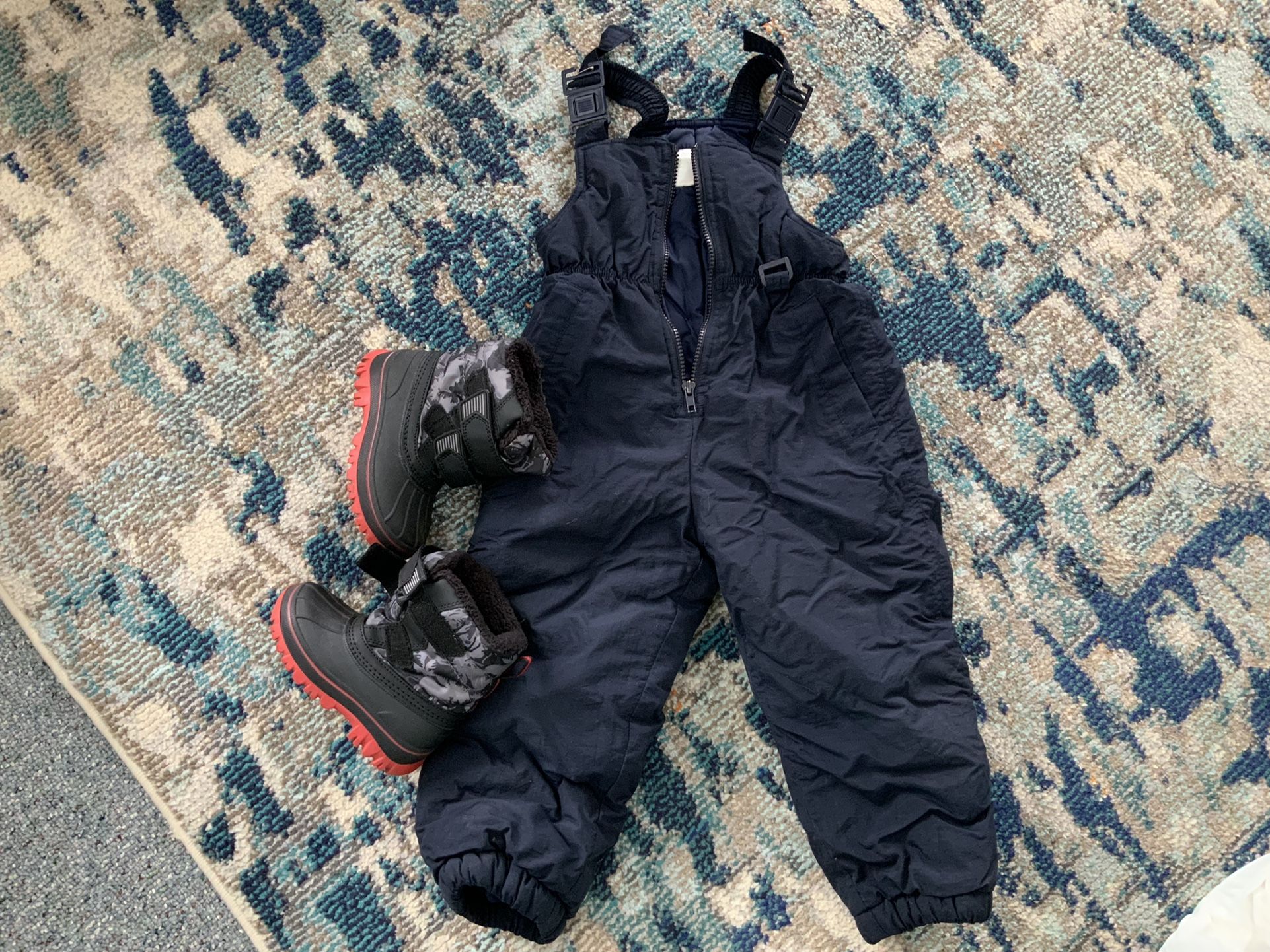 4t Snow Gear Snowsuit & Boots