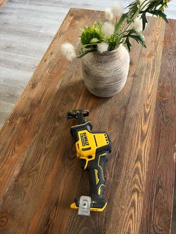 Dewalt 20v haczall tool only no bateria $75 firme precio no bateria