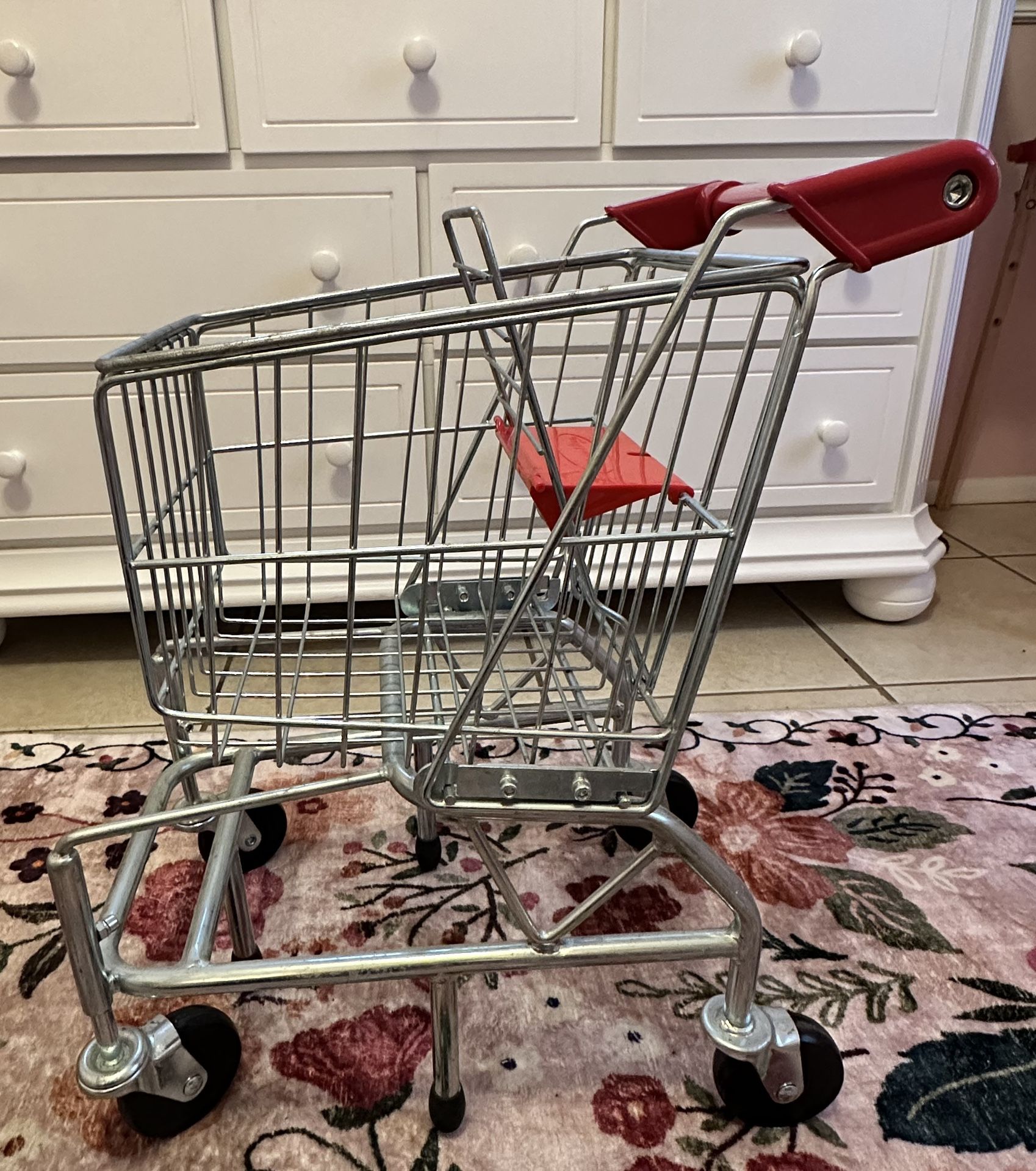 Melissa and Doug Grocery Cart 