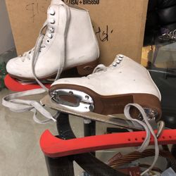 Riedell Size 2 Ice Skates