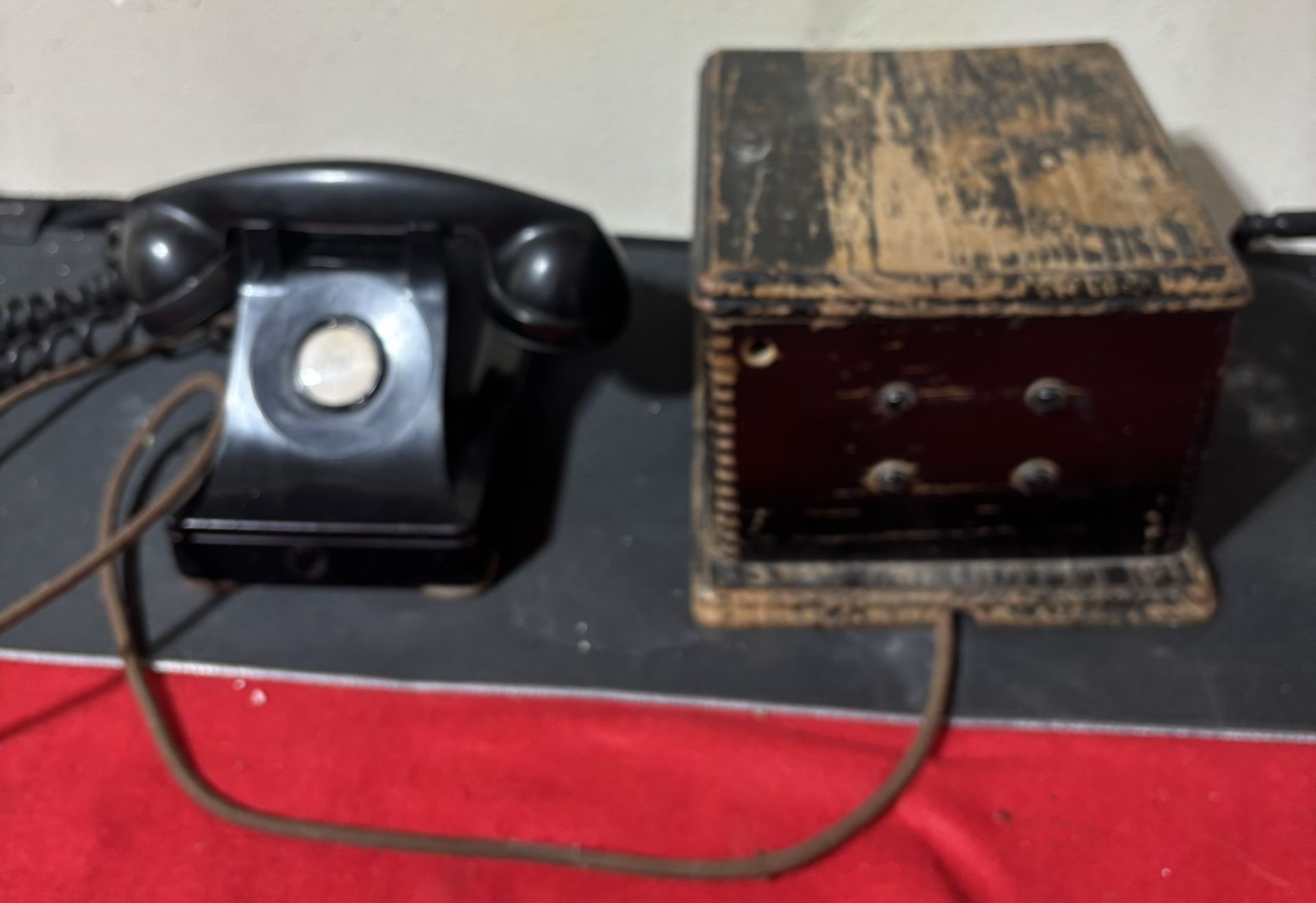 1900s Beautiful Antique Phone