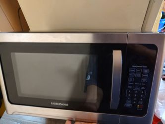Farberware Microwave 1100 Watts - Payment at Pickup Only