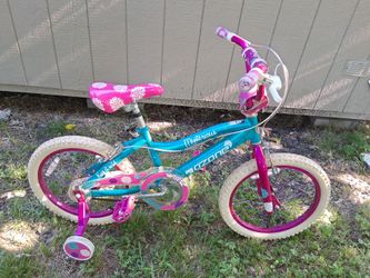 Little girl's bike