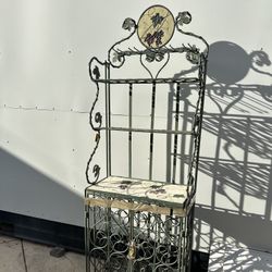 Beautiful Vintage Wine Rack