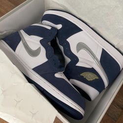 Nike Air Jordan 1 Retro High https://offerup.com/redirect/?o=Q08uSlA= Midnight Navy (2020) - Size 11.5 