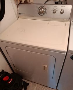 Maytag Centennial electric clothes dryer