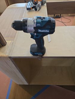 Makita 18v drill